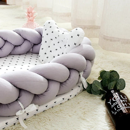 Baby portable travel nest bed with braided bumper